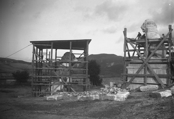 Face to face: the lion of Amphipolis and its plaster-cast model