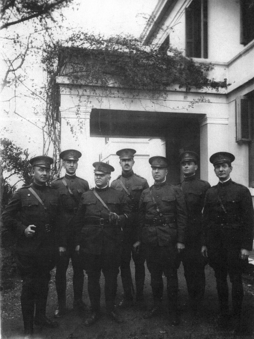 The ARC Commissioners photographed outside the American School of Classical Studies at Athens, 1919. Source: Chicago History Museum.